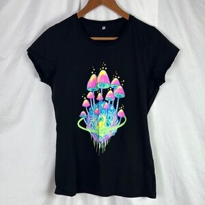 Magicleaf psychedelic mushroom fungi t-shirt top women’s size large